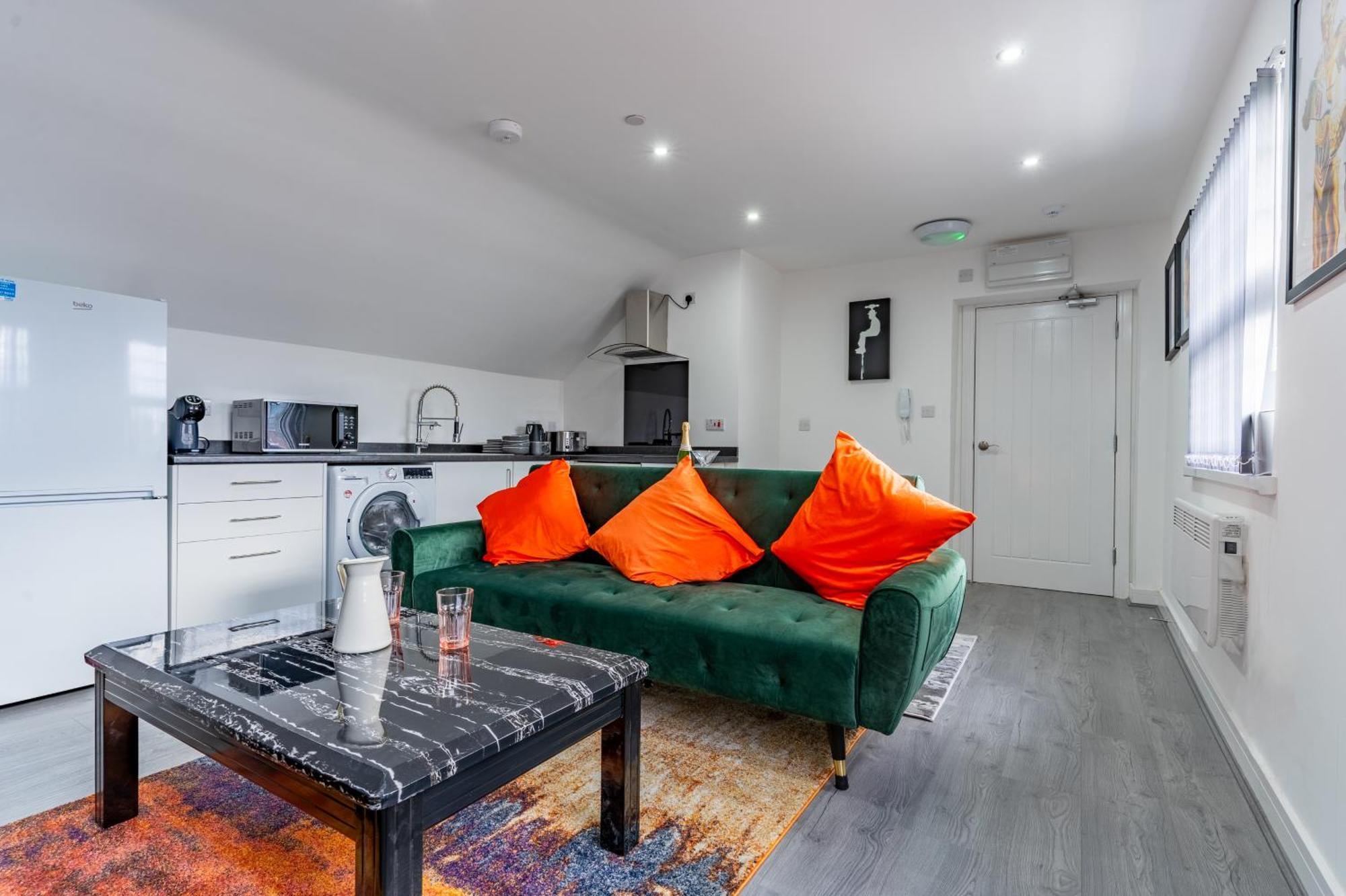 Cool Top Floor Apartment Very Near Birmingham Centre Экстерьер фото
